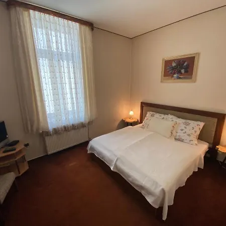 Tatra Guest house *